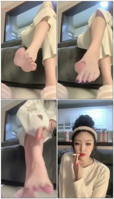 【梦幻Abby】超美女S裸足全程语言羞辱