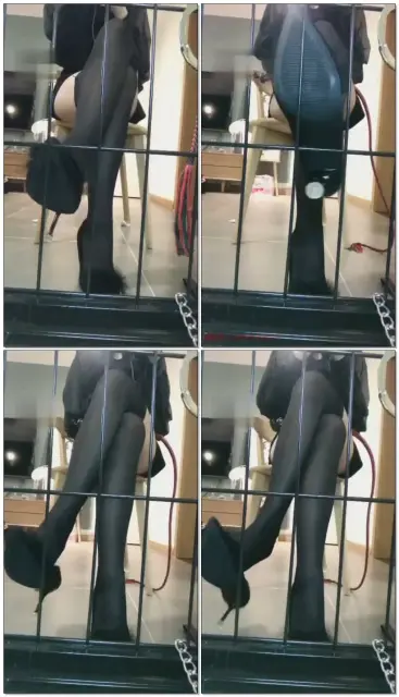 【Vinnie维妮】狗笼视角剧情：男友变贱奴