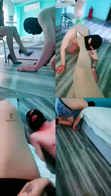 【沐玥s】真忒贱，家奴考验第一部 舔运动鞋骑马舔高跟舔圣水