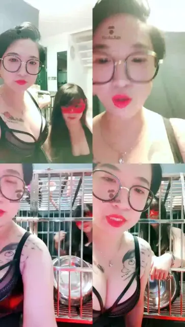 【小红鞋】圈养母狗