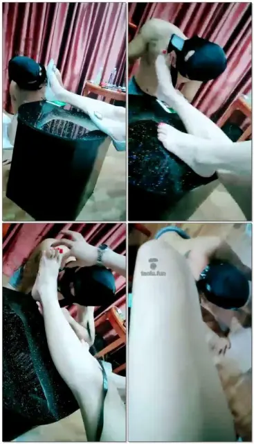 【丹丹S】休闲舔鞋底圣水赏赐恋足狗