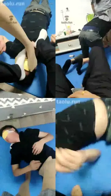 【情侣硕少S】情侣调教玩狗