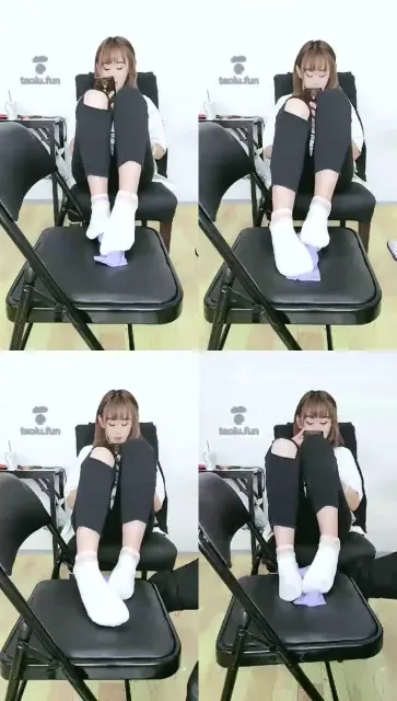 【南笙四爷S】第一视角憋尿潮炊红绿灯来犯贱