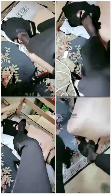 【林夕女王】脚垫，舔裤里黑丝清理高跟鞋