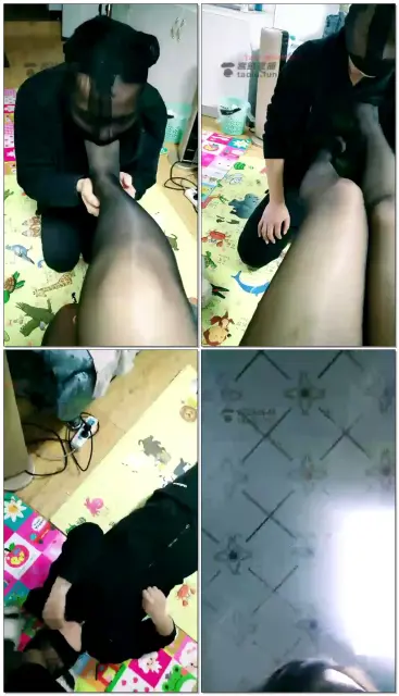 【贵州S沫】给我跪好了听我指挥,黑丝棉拖玩狗