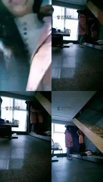 【蝴蝶s】舔脚初级~打扰主人睡觉受刑