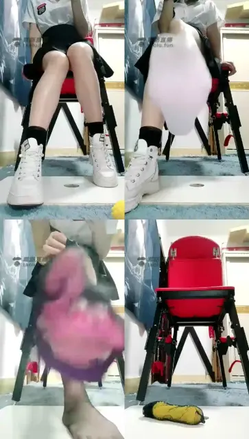 【飞雪s】红绿灯-同学的白棉袜黑丝玉足让我