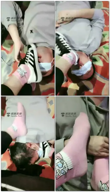 【宵夜】狗舔鞋底