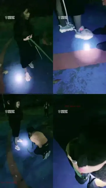 【清墨S】户外调教刘旭骑马，灰丝运动鞋头踩地上训诫