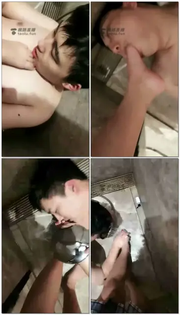 【白桃S】浴室吃脚，舔脚撸she