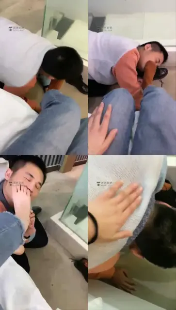 【婷婷S】学生主的脚垫爱闻臭袜子