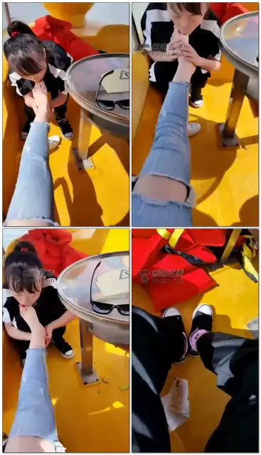 【MH女慕乐M】湖上游玩公母伺候主人圣水，舔脚、深喉、吃口水