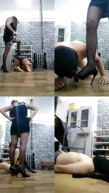 【咩祖】这狗子惨了,得罪主子,口塞丝袜,暴力踩踏