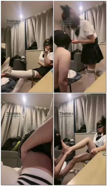 【Mico-兔S】白棉袜运动鞋调教老师