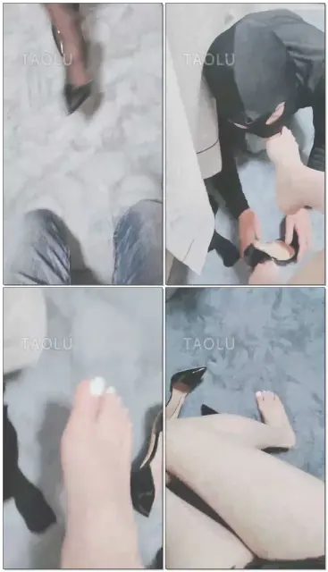 【灵竹】调教恋足狗，贱狗舔的如痴如醉