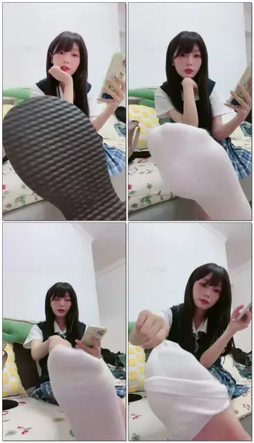 【吃一口甜心】第一视角红绿灯控制游戏JK白袜