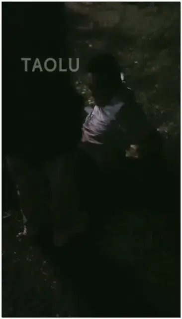 【00小主十言】户外调教一条死尸垫脚机器踩踏狗东西拧乳头,舔鞋底闻袜子