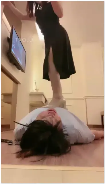 【悦主大人】玩你媳妇，耳光圣水