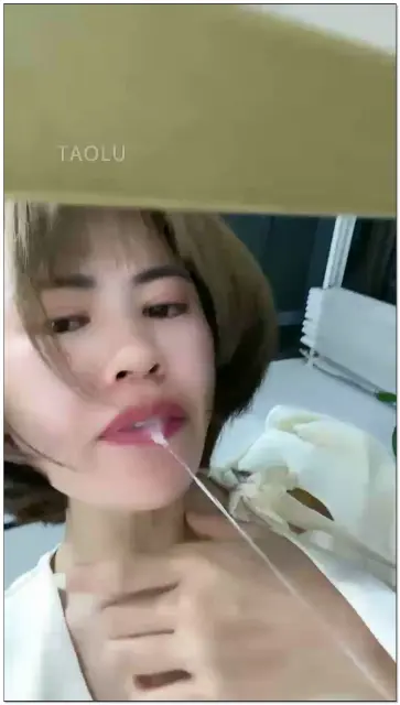 【婕娜S】第一视角红绿灯+浓痰！