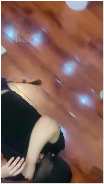 【一纸S】警告跑骚的下场鞭打脚耳光