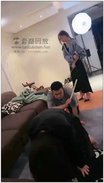 【领主老大】母的女莓?的无人格洗nao一辈子不婚只配当狗