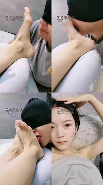 【蜜桃儿S】舔脚