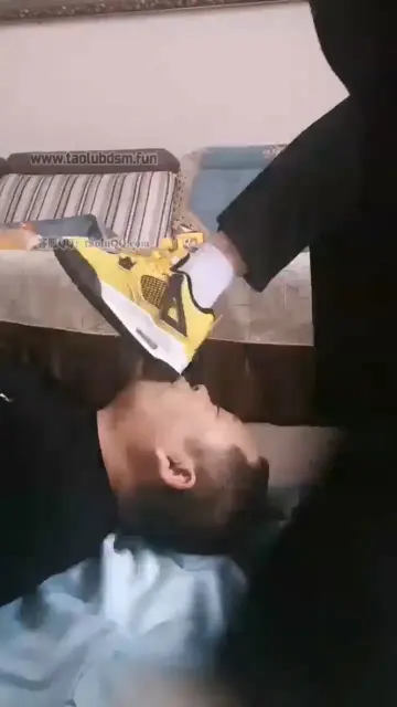 【与精神小妹的那些事】口水拉丝儿