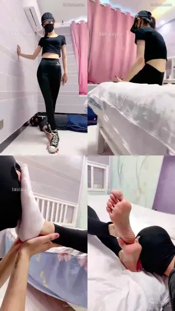 【美娜格格】踩踏舔脚