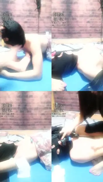 【冷色调】舔脚 喝圣水 贱的不行了爽瘫了吵着要黄金