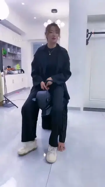 【麋鹿银儿】糖糖女王首次调教