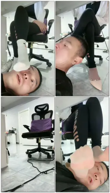 【喵主S】桌下调教贱狗