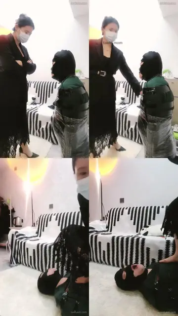 【芮兮夫妻SS】木乃伊跪求200耳光全体踩踏