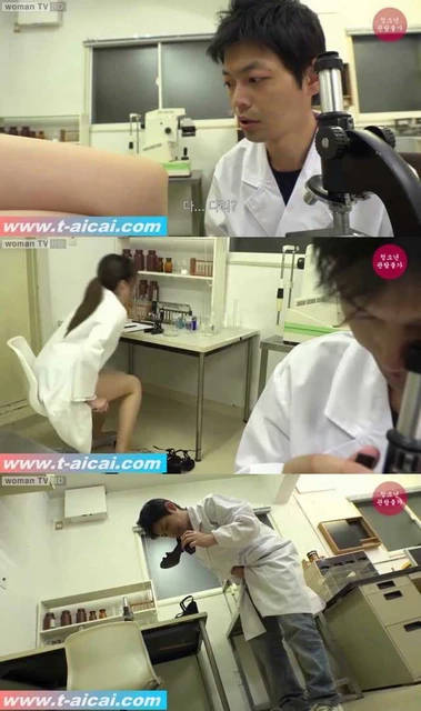 【韩国fetishwoman】医院药剂师里贱男舔美女同事鞋子