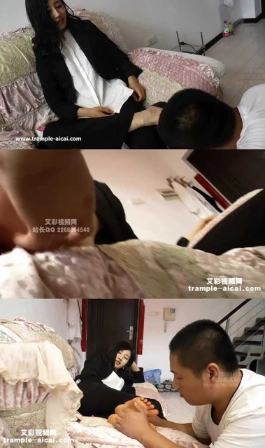 【冰时代】黑冰女王享受奴隶闻脚轻搔弄脚底