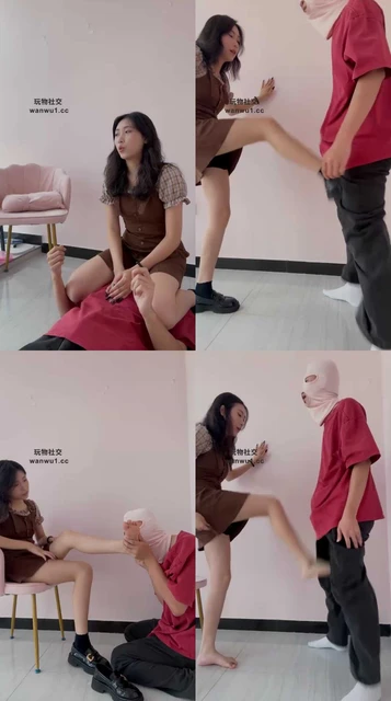 【小清】抽耳光/坐脸窒息/踢裆/皮鞋黑棉袜气味辱