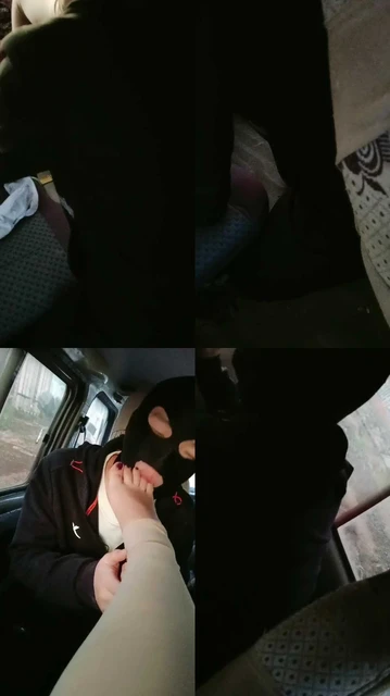 【梦瑶夫妻】车内品尝爬山后的臭脚丫