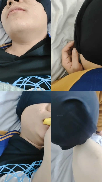 【夜巴黎】黑棉袜肉丝脚踩狗恋足舔【上】