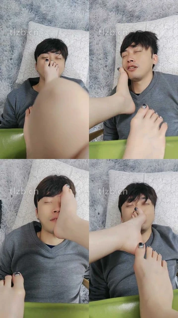 【诗琪】原味裸足捂脸恋足舔