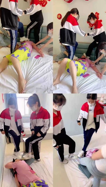 【精神小妹】4S学生主暴虐狠踹/踩头/闻臭鞋/升水加官窒息