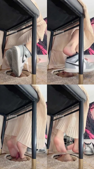 【芊芊】AJ鞋玉足 毁容式踩脸