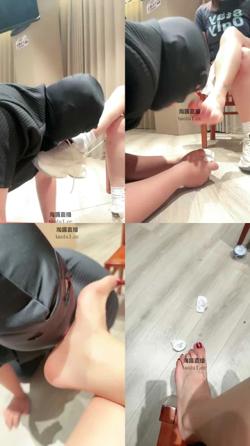 【颜值S】第一次尝吃主人面包片做的鞋垫训化舔脚