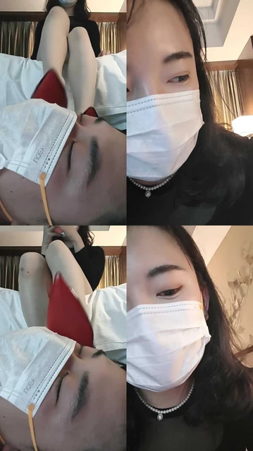 【米小糖】高跟美腿踩虐地毯狗