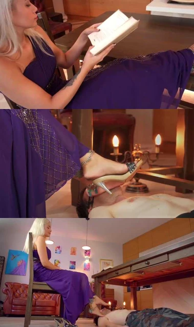 【欧美女王】Khaleesi公主的脏脚清洗器!用仆人的脸当脚垫!舔干净脚底!