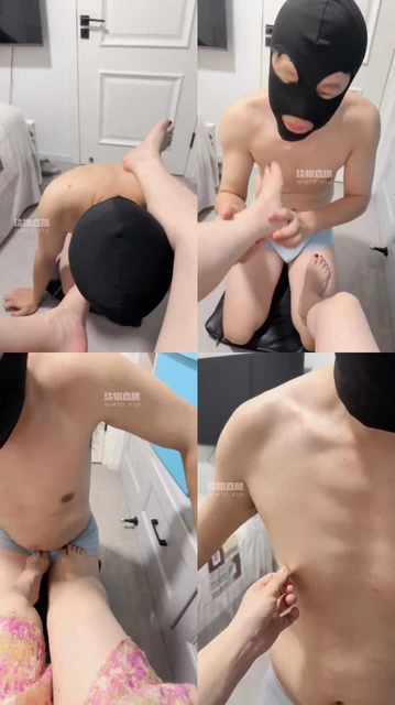 【小脚暴君】家奴舔脚专场