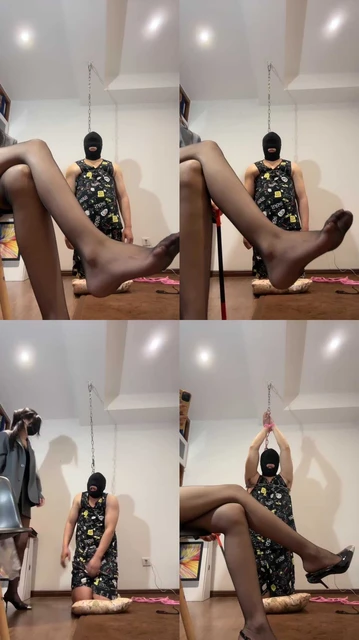 【周蜜】铁链锁狗/玉足霸屏/罚跪/窒息专场