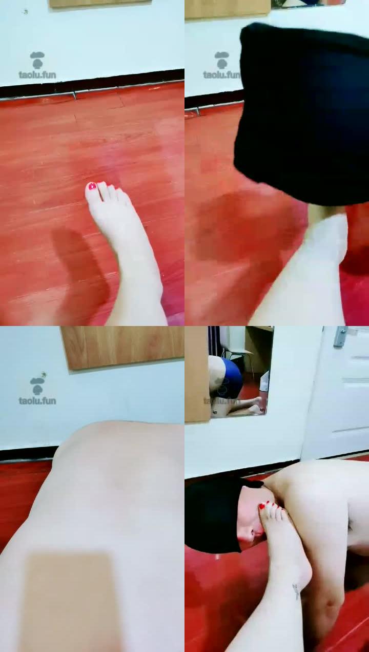 【野蛮公主】高清 贱货半夜爬过来犯贱