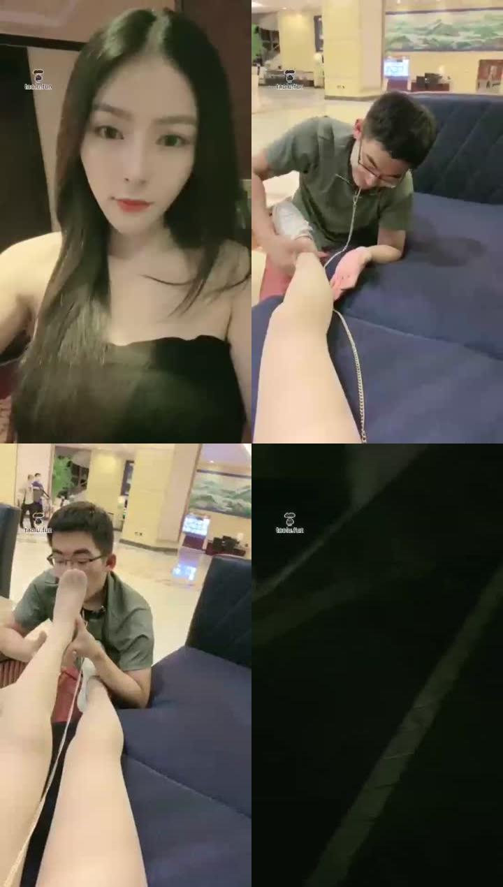 【诺曦】出门遛狗了 